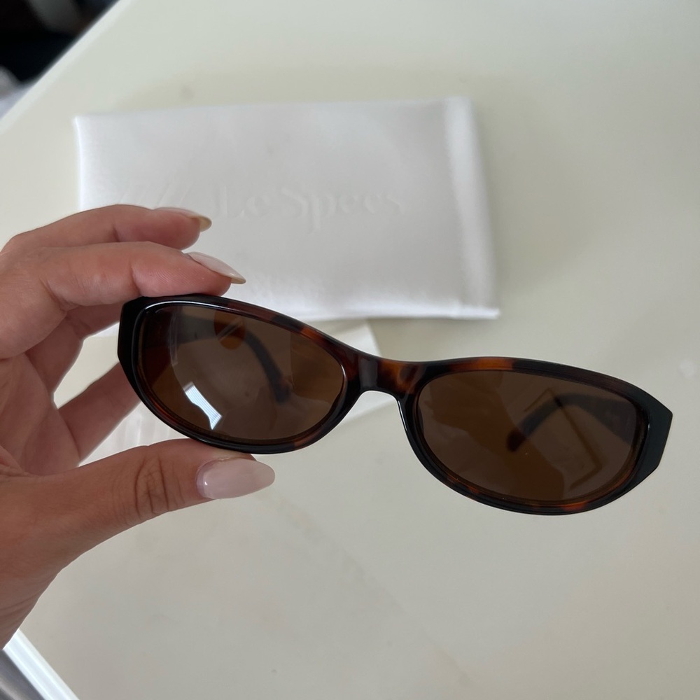 Le specs don’t cha glasses in tort